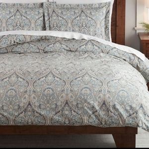Pottery Barn Mackenna Paisley Duvet only, king